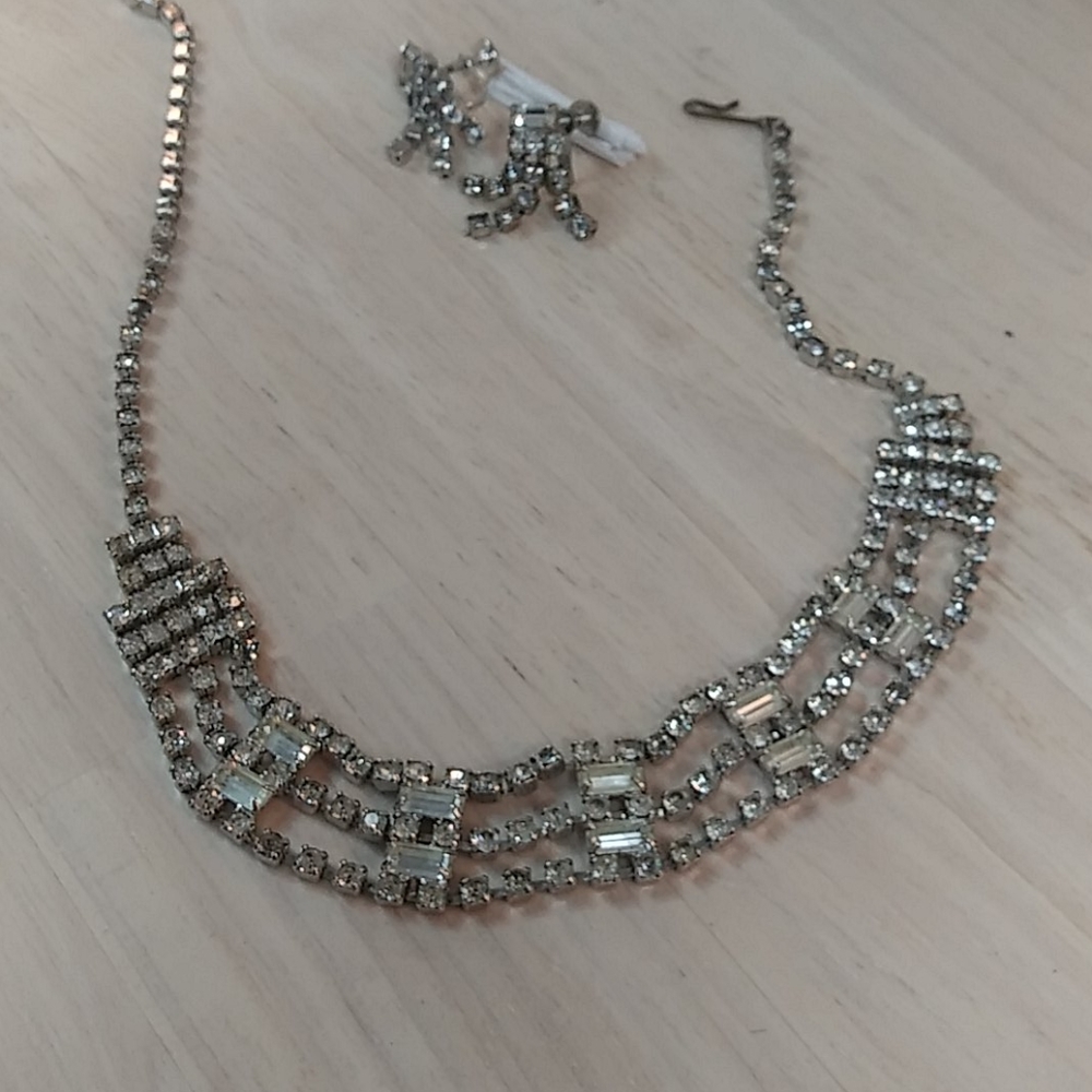 Vintage rhinestore drop earrings and necklace set
